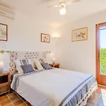 D'olive By Interhome Grimaud