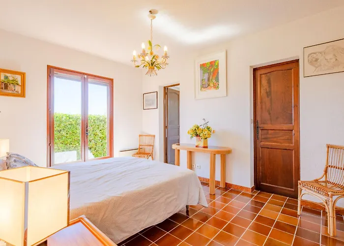 D'olive By Interhome Tatil Evi Grimaud