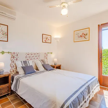 D'olive By Interhome Grimaud