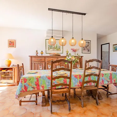 D'olive By Interhome * Grimaud