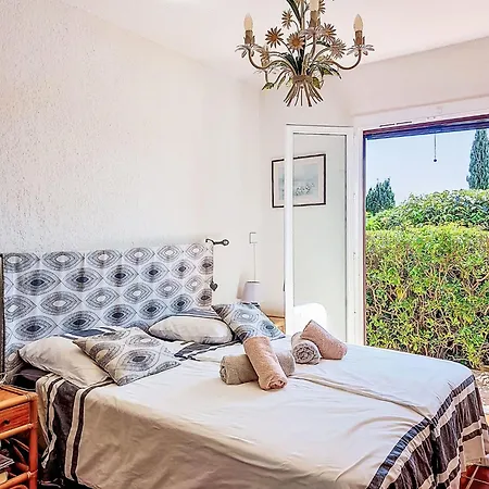 D'olive By Interhome * Гримо